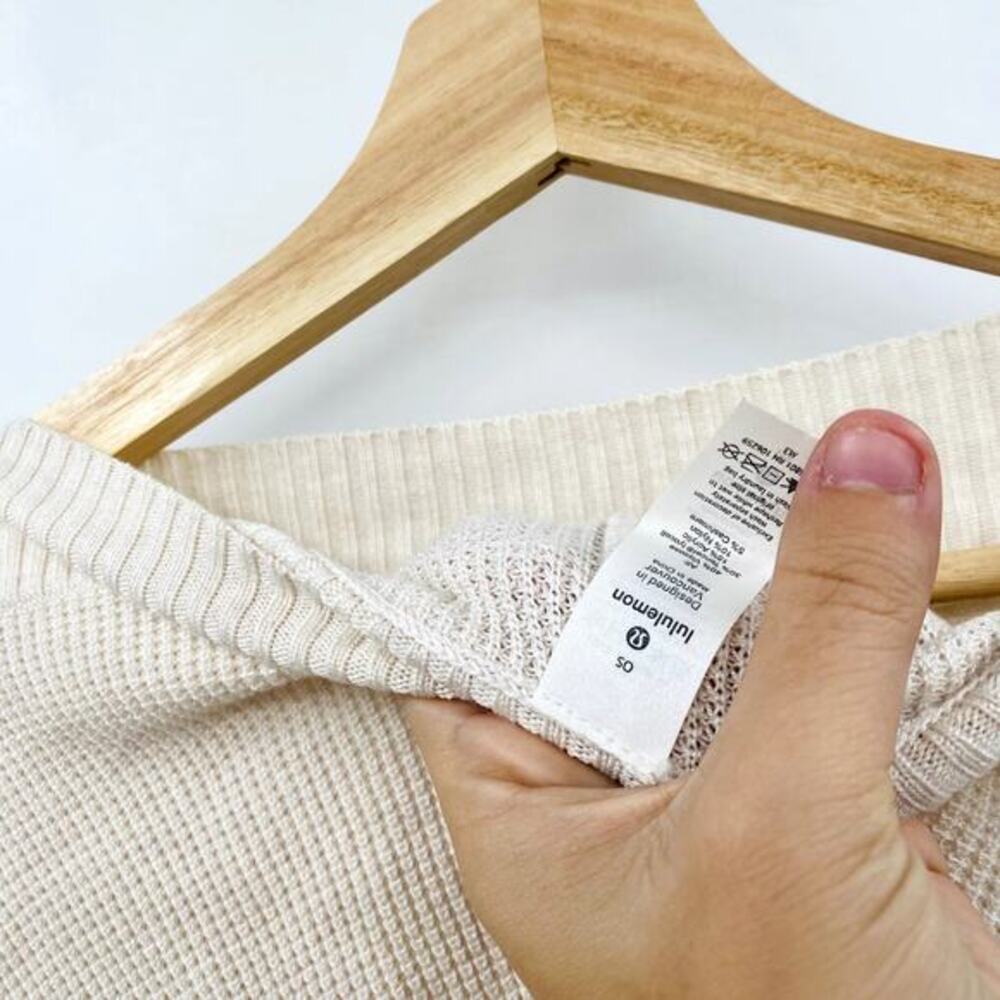 Lululemon Forward Flow Poncho White Opal - Picture 7 of 8